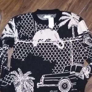 Men's Black & White Graphic Crewneck Sweater